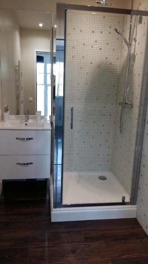 לינה וארוחת בוקר Lecques La Vivienda מראה חיצוני תמונה
